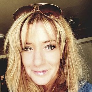 Meet your Posher, Pamela